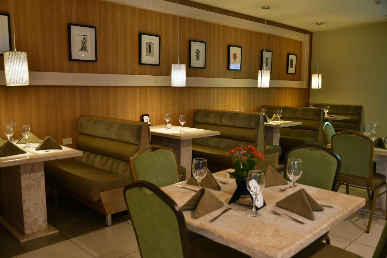 Convair Hotel Ciudad del Este Zewnętrze zdjęcie